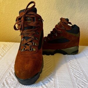 Raichle‎ NuBuck Brown Suede Hiking Boots Men’s Size 7.5